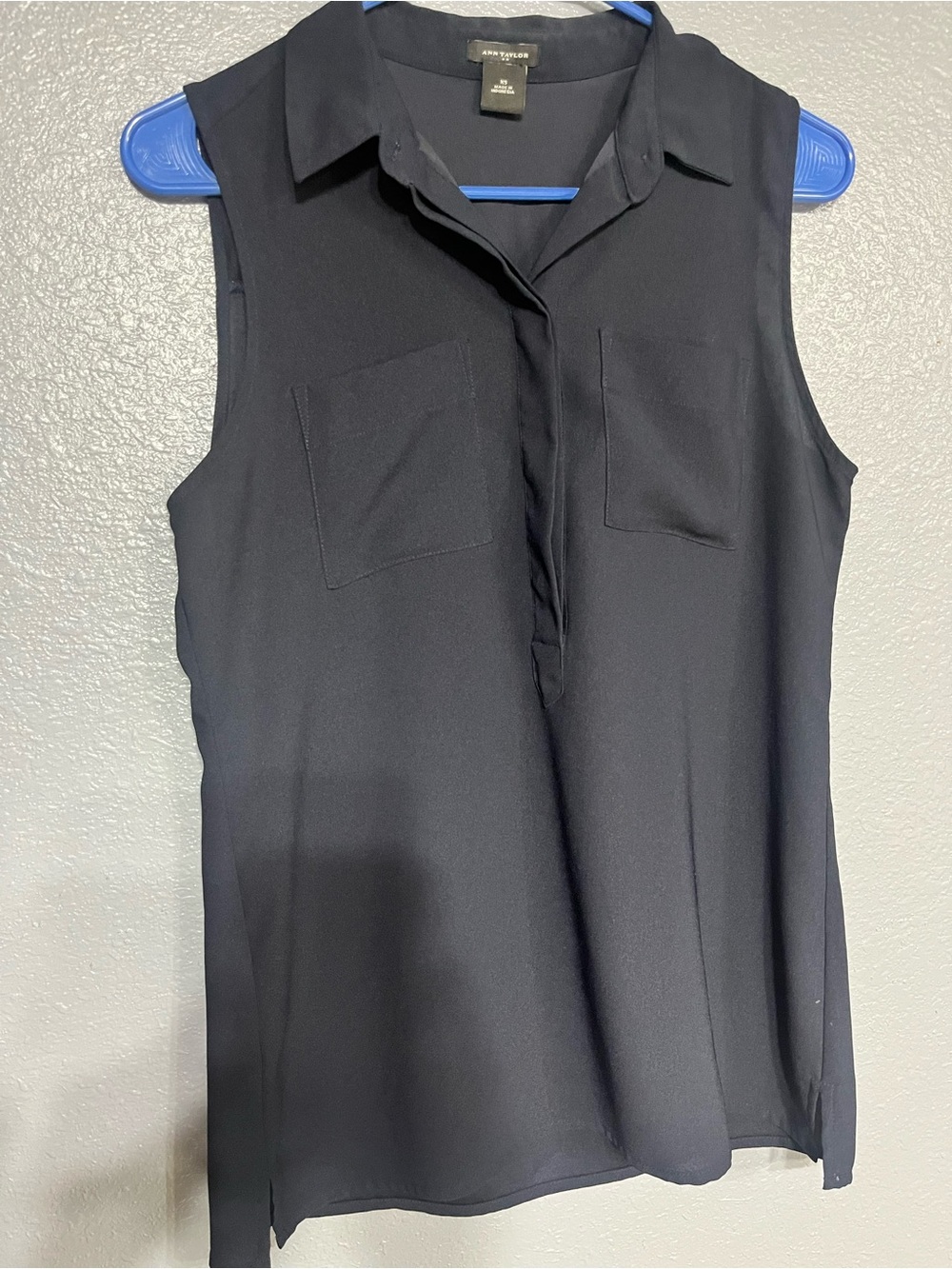 Ann Taylor Sleeveless Navy Collared Shell Top